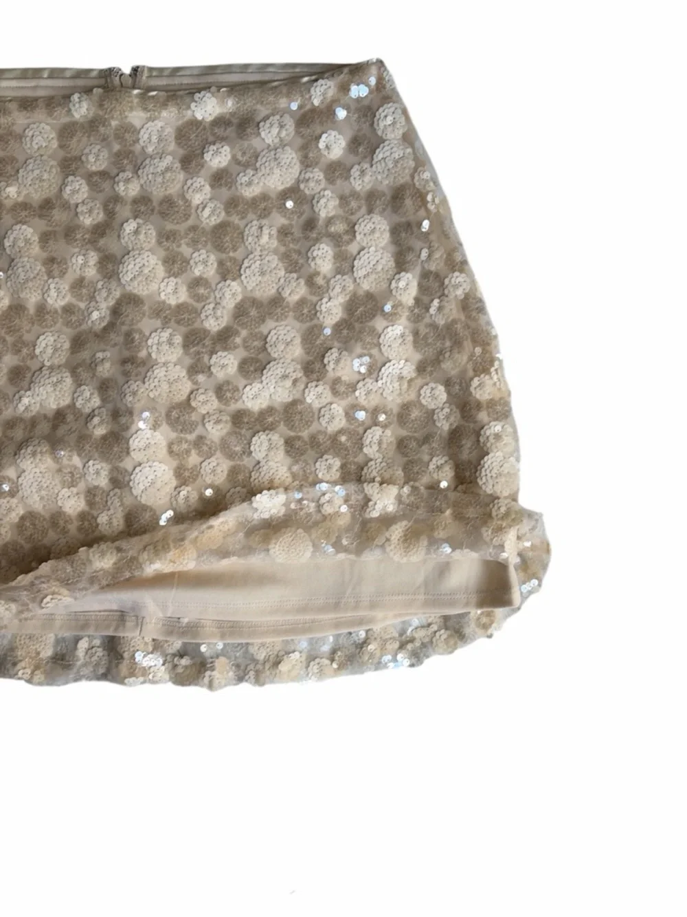 Francesca’s Floral Sequin Mini Skirt M Champagne Ivory Bridal Bachelorette NWT